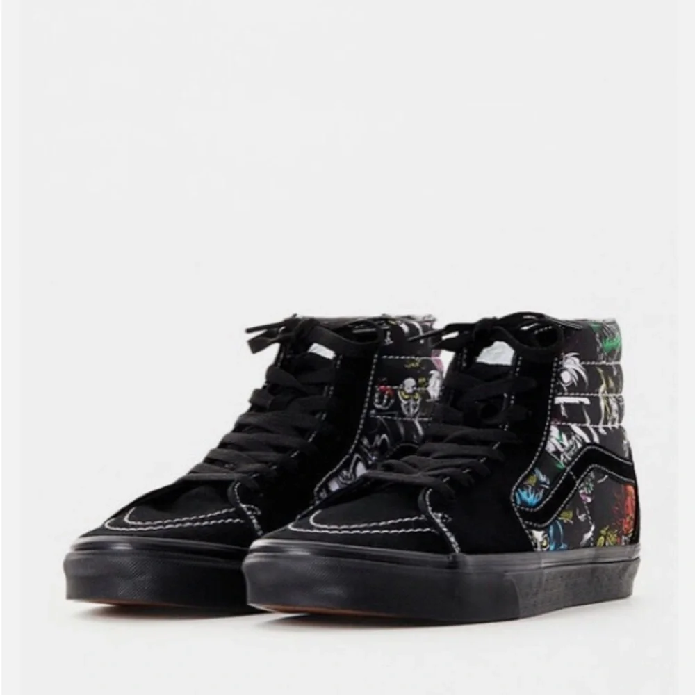 SOLD 🎉DISNEY x VANS SK8-HI 100yrs Villains Shoes Men's Size 11.5  Women's 13 - Picture 3 of 6